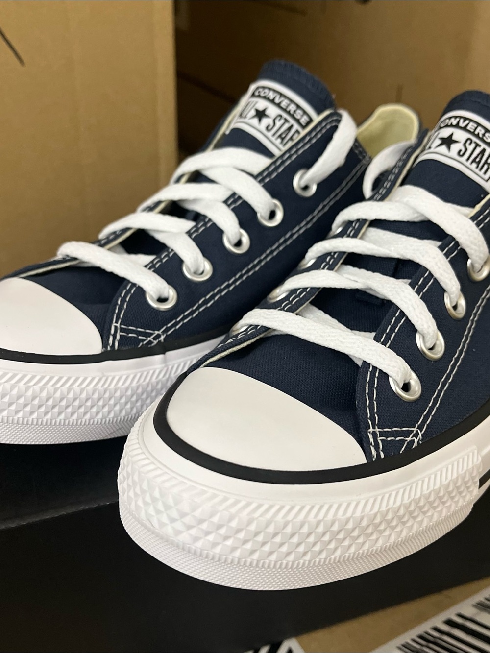 Converse Chuck Taylor All Star Navy Low Top Canvas Sneakers M9697 Unisex - Picture 1 of 5